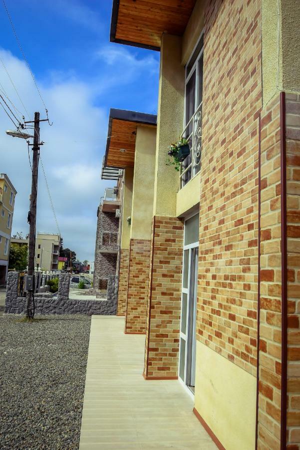 Cottages Babila يوريكي المظهر الخارجي الصورة
